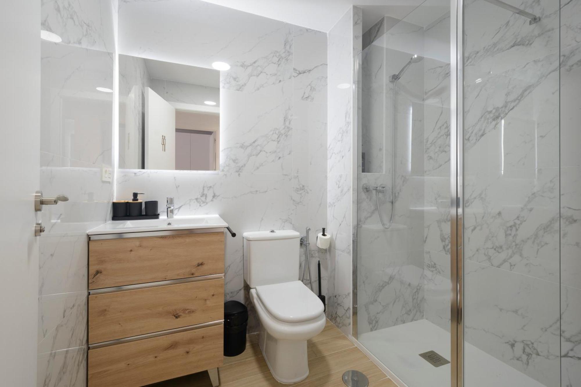 J De La Alhambra Apartament *